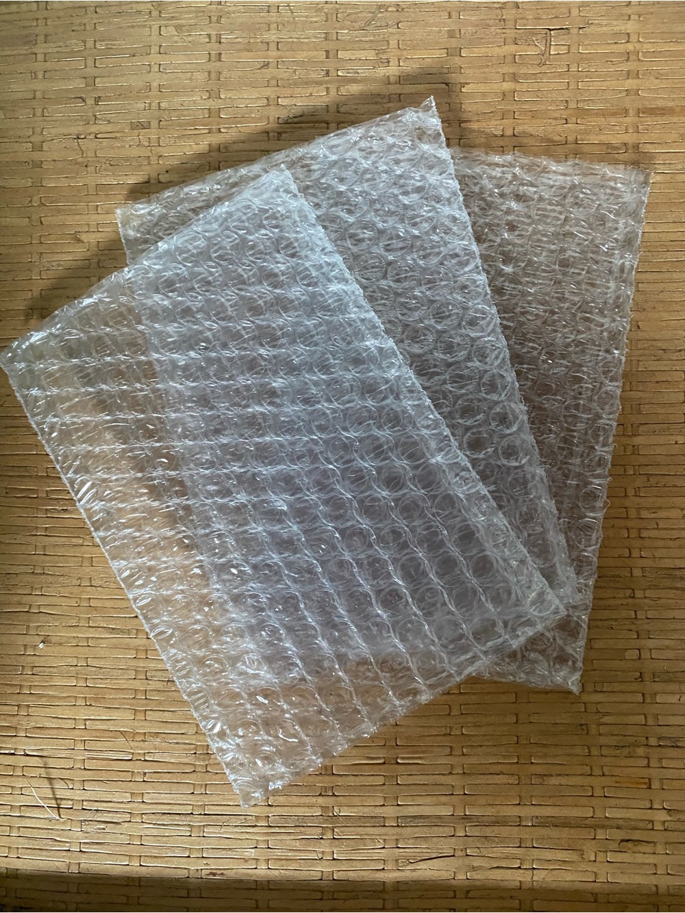 4” X 6” Clear Bubble Pouches - 20pcs - Picture 2 of 5